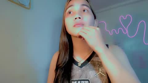 Thalia online show from November 17, 9:50 pm