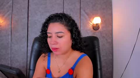 thara webstter online show from July 7, 11:47 am