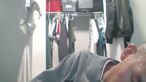 Snapshot of thataznguy303 chatting on October 10, 9:41 pm thataznguy303 online show from October 10, 9:41 pm