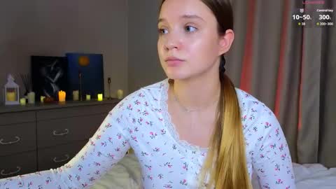 Alice online show from November 2, 4:29 pm