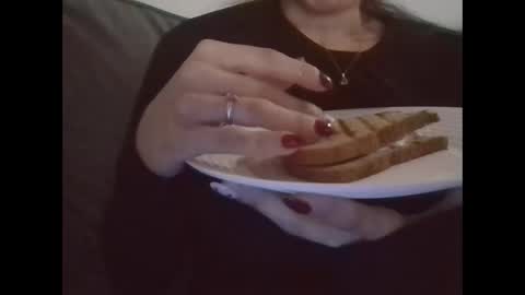 the crazy travellers online show from March 10, 7:56 am