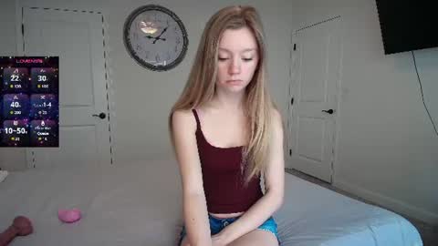 the_hotties online show from June 25, 3:06 pm