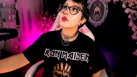 ...  ... online show from April 15, 5:55 am