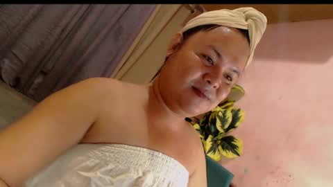 the_ladyboy_nextdoor69 online show from June 17, 11:37 am