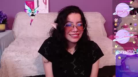 lilith  online show from March 26, 4:01 pm