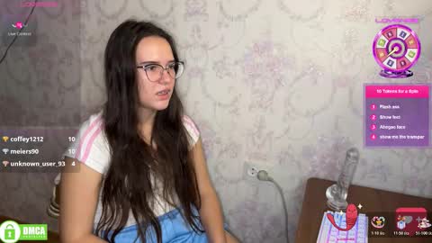 Alice online show from December 4, 9:36 pm