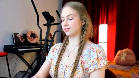 Snapshot of the_steel_magnolia_ chatting on October 22, 1:46 pm Ally STREAMING ON TWITCH NOW Check my Twitter for updates online show from October 22, 1:46 pm