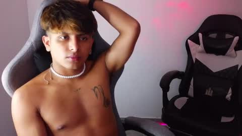 Danny online show from April 9, 4:38 am