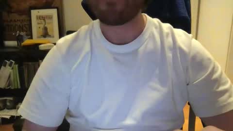 Chris online show from December 5, 6:39 pm