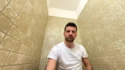 thebrokersenior online show from February 23, 10:42 pm