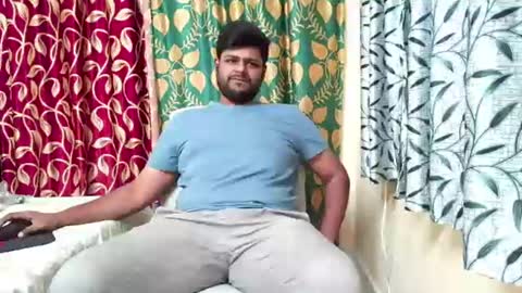 thecuteboyy online show from July 6, 12:40 am