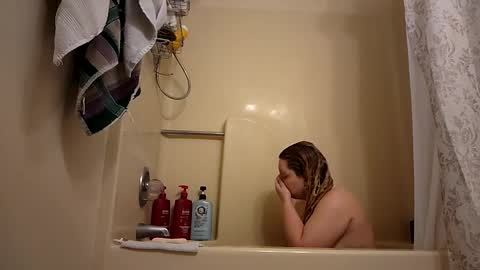 Kassandra Grant online show from January 23, 9:50 pm