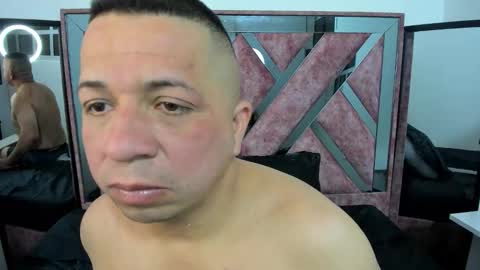 thee_rockk online show from March 18, 12:44 pm