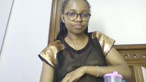 theequinn online show from November 11, 7:49 pm