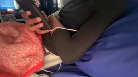 theeshooterr online show from January 5, 6:00 pm