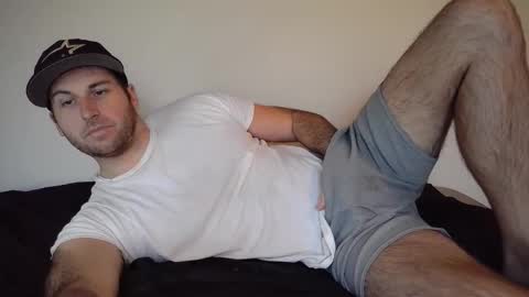 Theetwohander online show from April 19, 6:10 pm