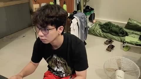 Green online show from May 8, 6:57 pm