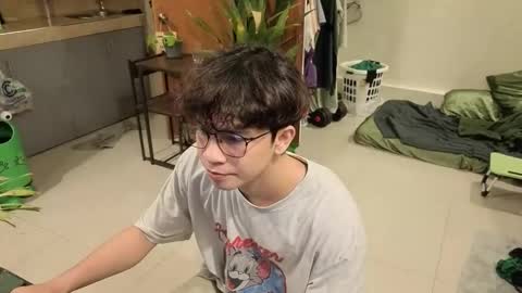 Green online show from April 5, 5:54 pm