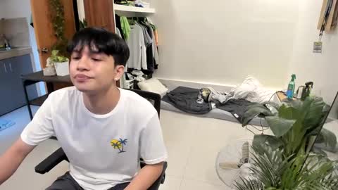 Green online show from December 31, 6:16 am