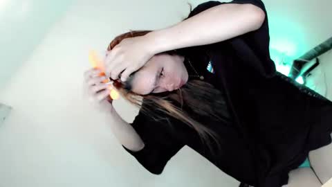 laisa online show from February 12, 10:56 am