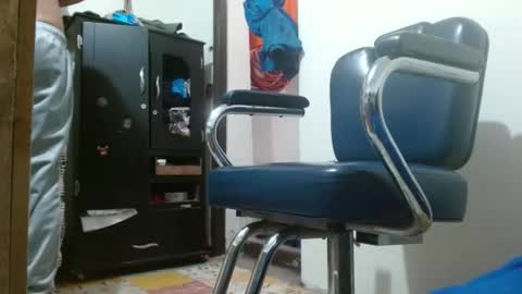 thehousedog online show from October 21, 12:43 pm