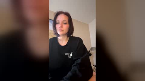 Ivy Rae online show from April 22, 1:24 am