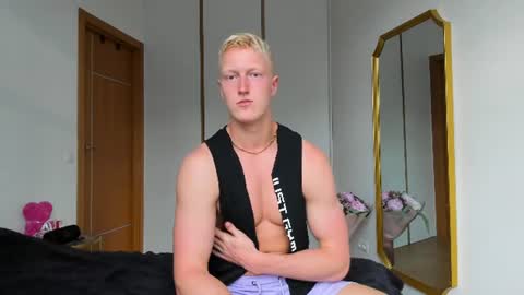 thejacob_d online show from July 27, 5:32 pm