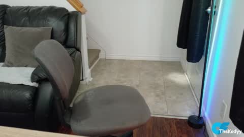 thekodyy online show from April 18, 11:45 am