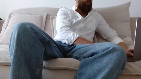 TheMonarchGoat online show from January 10, 9:26 am