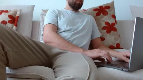 TheMonarchGoat online show from April 9, 7:58 am