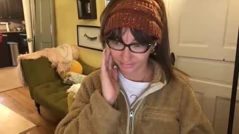 Cach Nelson online show from March 3, 2:57 pm