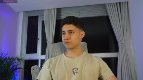  THEO- MATEO  online show from March 11, 11:47 pm