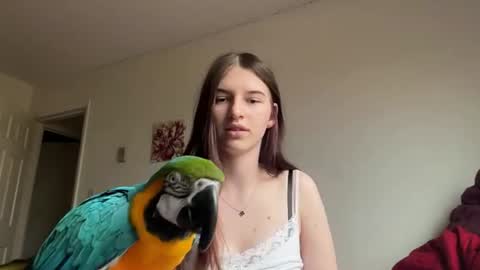 Astrid online show from June 9, 10:20 pm