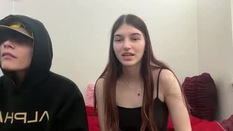 Astrid online show from April 1, 11:34 pm