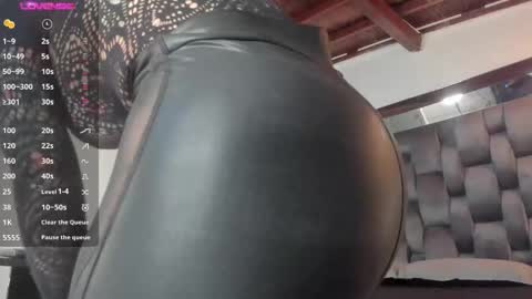 Snapshot of thepam_boobs chatting on February 26, 6:15 pm Pamela online show from February 26, 6:15 pm