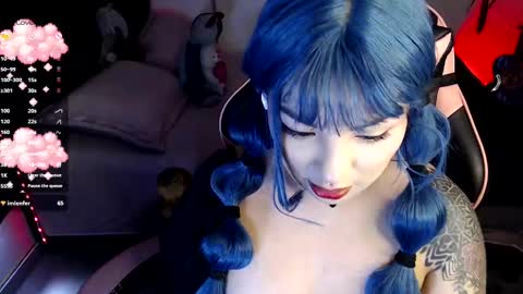 Sara online show from September 25, 4:58 pm