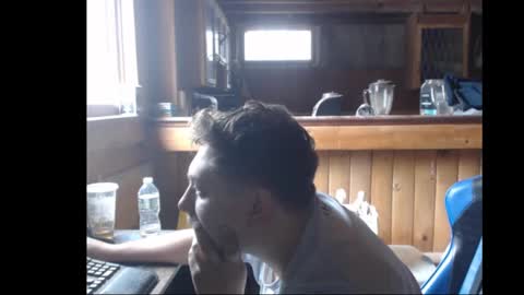 Snapshot of therealbigcheese0695 chatting on February 15, 3:50 pm therealbigcheese0695 online show from February 15, 3:50 pm