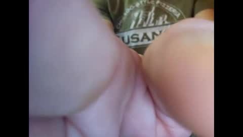 therizzler_1_of_1 online show from November 5, 1:57 pm