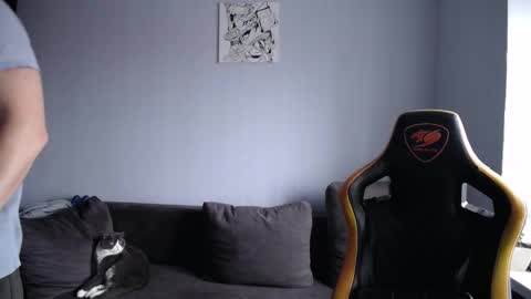 Nick   online show from November 19, 8:57 am