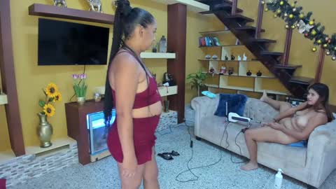 Sindy milf Geltrudis Apolo Tyler and the husban cuckold Patrick online show from December 10, 7:32 pm