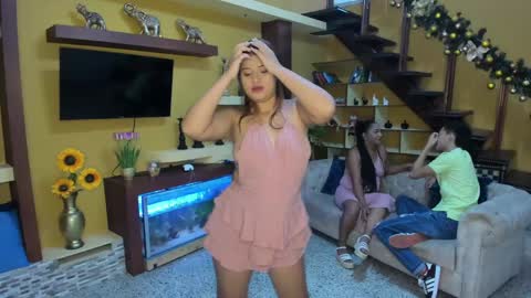 Sindy milf Geltrudis Apolo Tyler and the husban cuckold Patrick online show from December 5, 1:33 pm