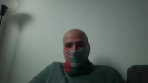 Scarf guy online show from February 12, 7:34 am
