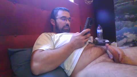 Carlos1990 online show from January 1, 3:02 am