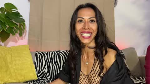 The Wild Miu online show from December 19, 11:03 pm