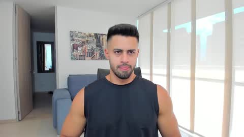 Snapshot of thiago_driussi chatting on February 26, 8:47 pm thiago_driussi online show from February 26, 8:47 pm