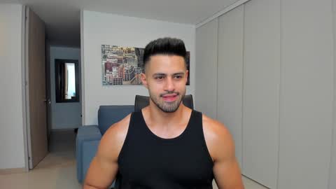 Snapshot of thiago_driussi chatting on February 8, 2:04 am thiago_driussi online show from February 8, 2:04 am