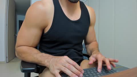 Snapshot of thiago_driussi chatting on February 1, 11:48 pm thiago_driussi online show from February 1, 11:48 pm