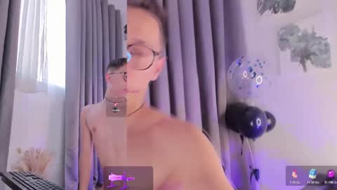 SanThiago online show from March 15, 6:33 pm