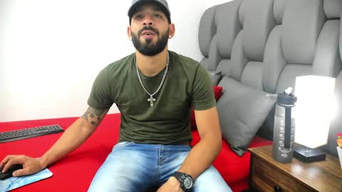 Thia Gomez online show from March 31, 7:36 pm