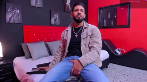 Thia Gomez online show from December 15, 12:23 pm